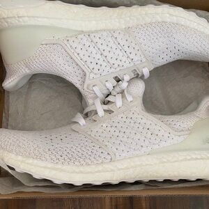 Adidas UltraBOOST Triple White CLIMA - 8.5M